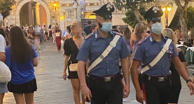 Botte Da Orbi Far West A Taormina Messina Oggi