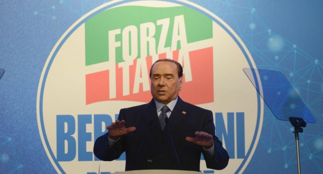 Berlusconi Il ponte sullo Stretto è unopera indispensabile Messina