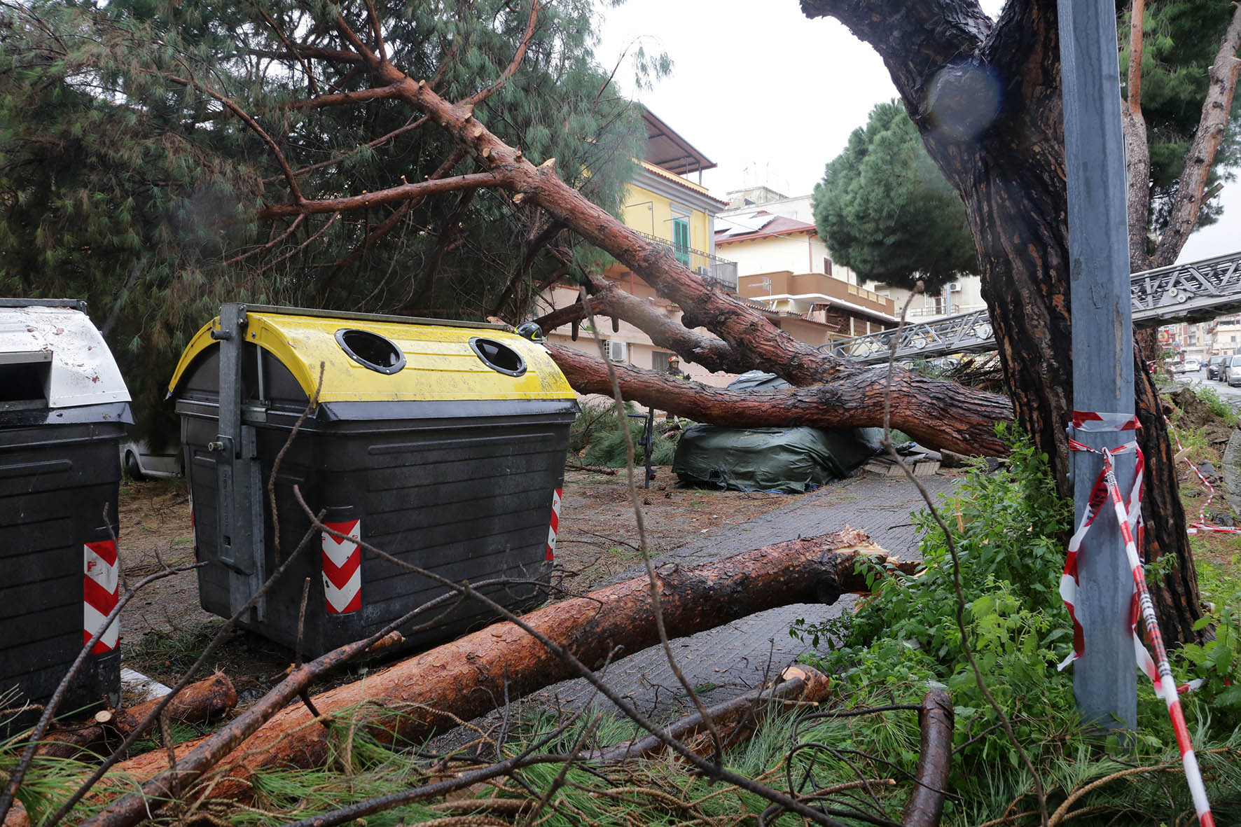 Maltempo, il vento sferza Messina e provincia