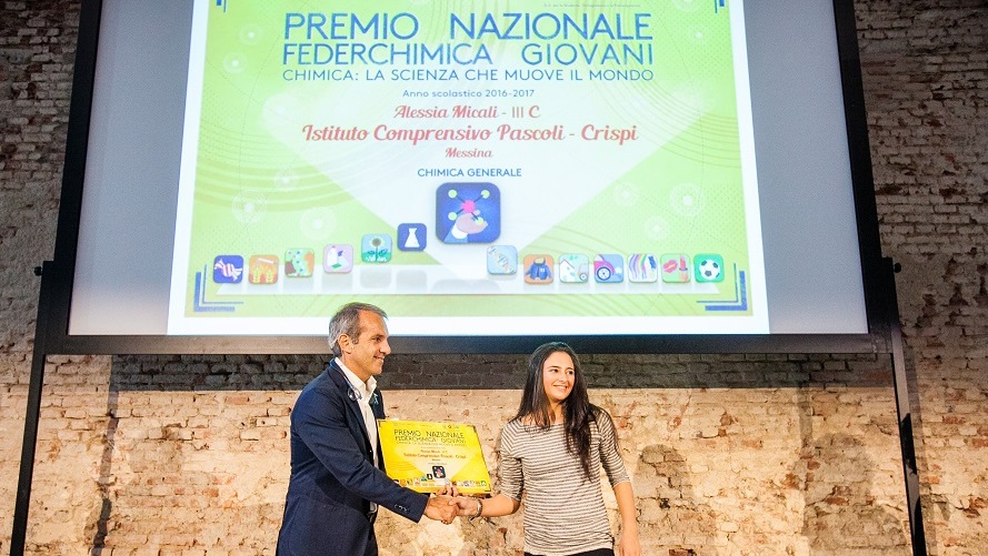 Concorso Federchimica, premiata studentessa messinese