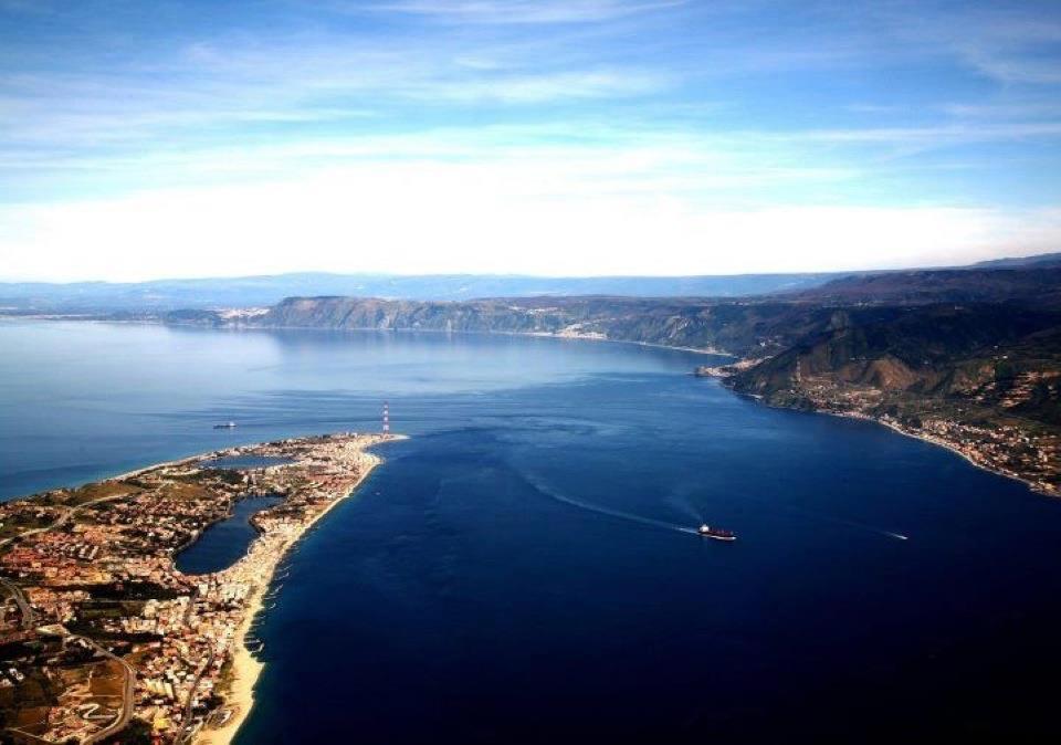 Stretto Di Messina: Suggestioni, Riti E Meraviglie Su Rai Storia ...