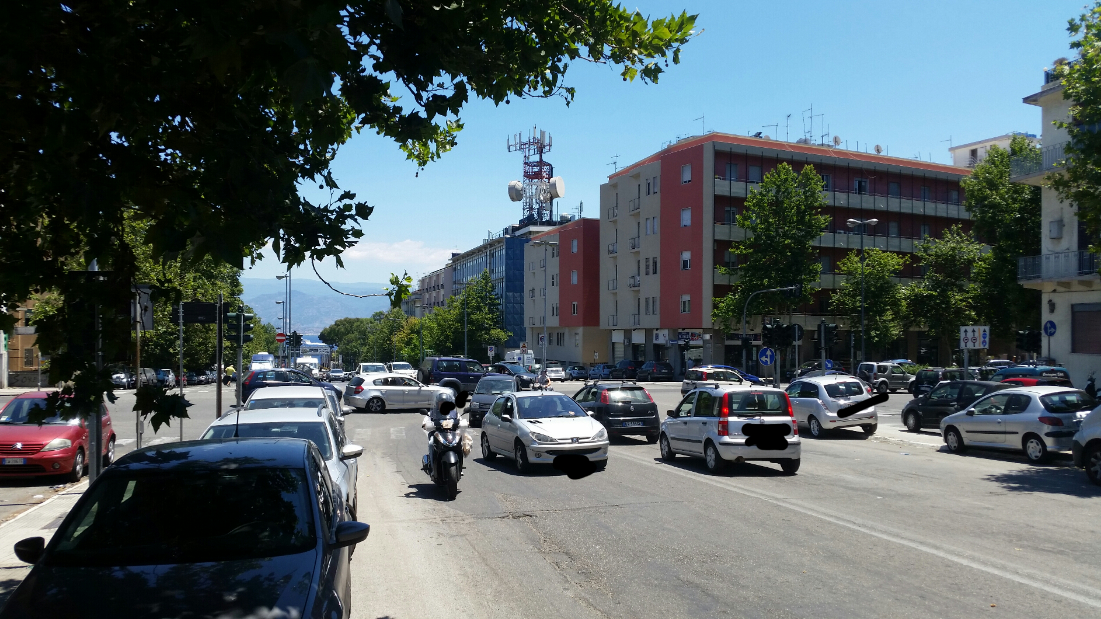 Semafori impazziti incrocio Viale Giostra – Via Garibaldi… per il 2° giorno