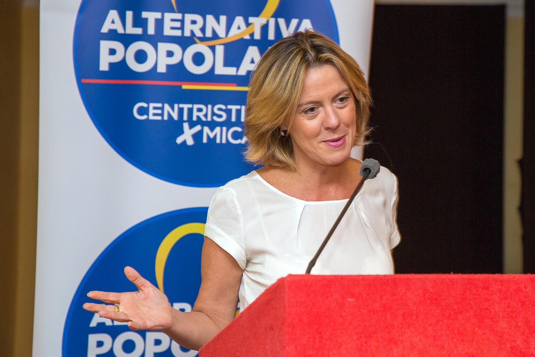 Lorenzin a Messina con Ap – Centristi per Micari: Nostro ascensore sociale parte da professionalità