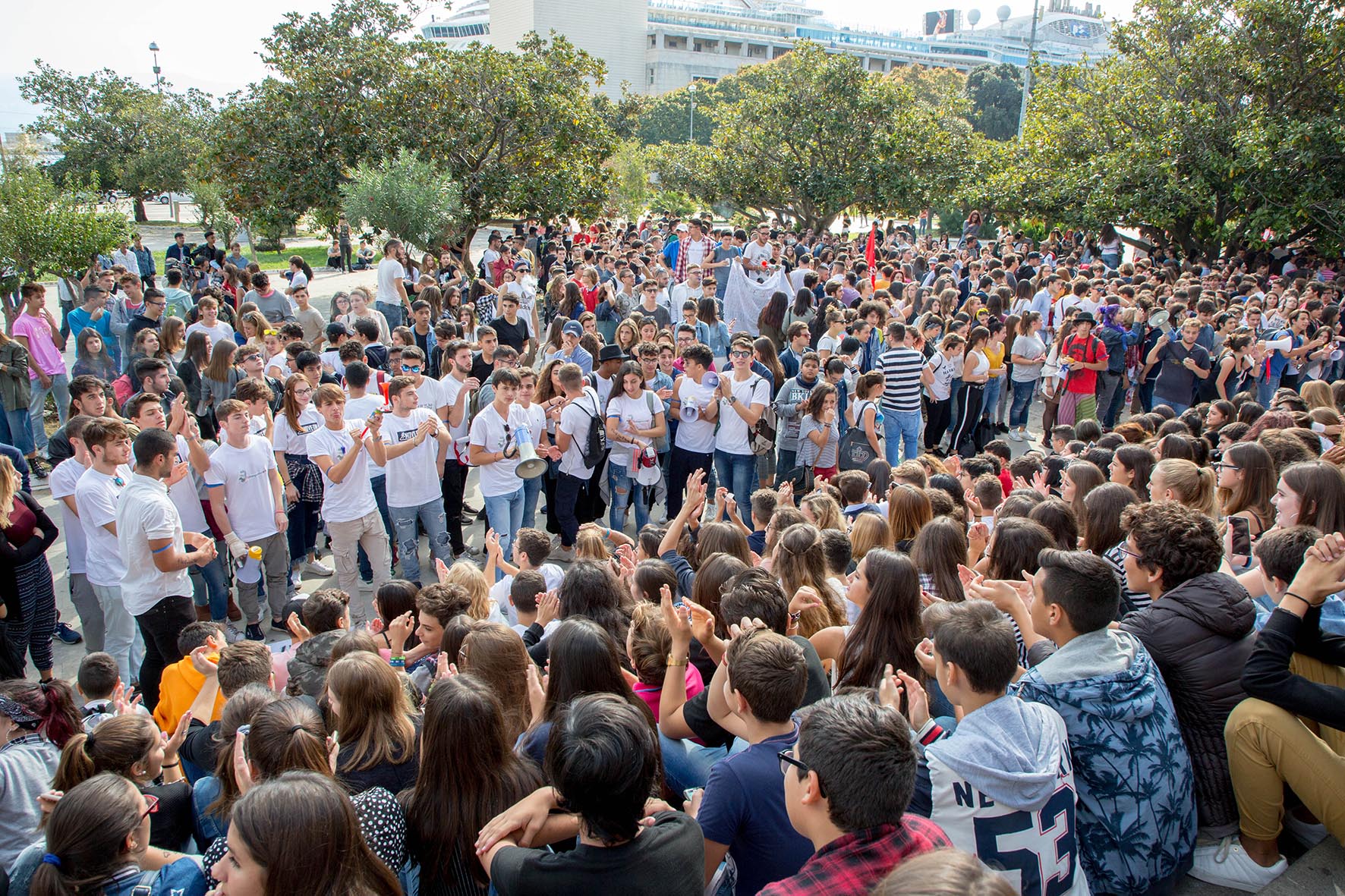 Gli studenti scendono in piazza contro l'Alternanza scuola/lavoro