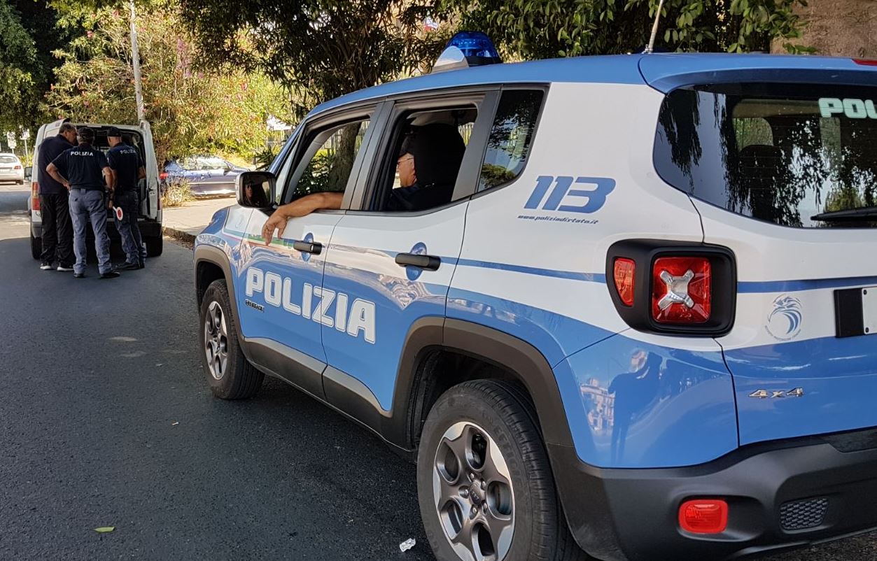 'Periferie sicure': giro di vite della polizia