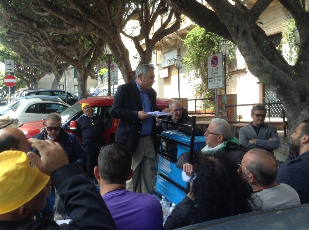 Vertenza hotel "San Domenico", al vaglio sit-in a Palazzo dei Giurati