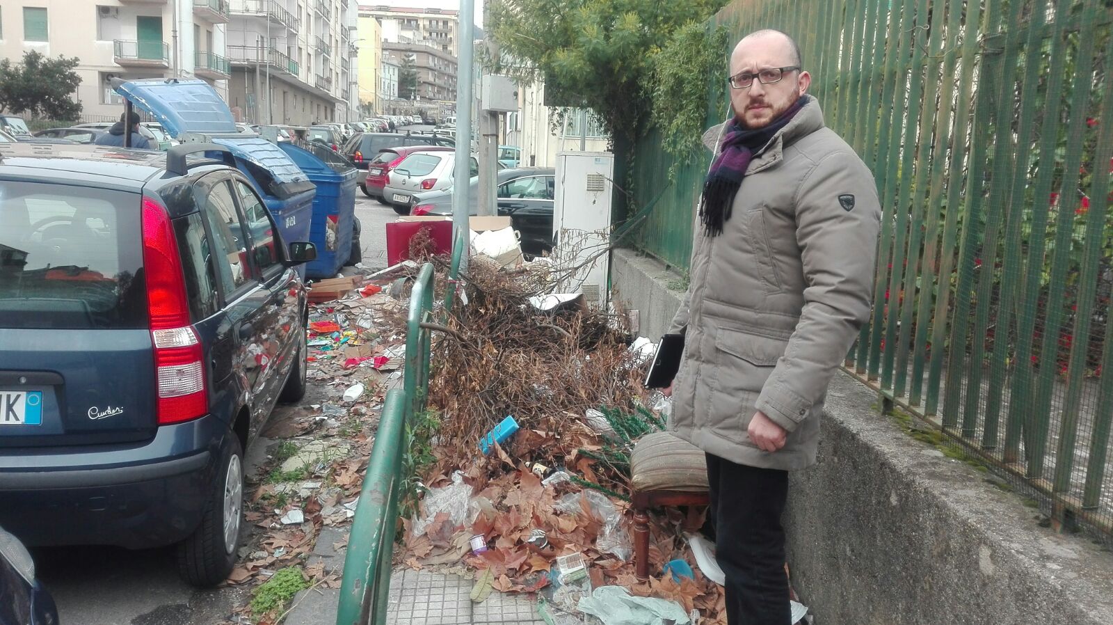 Laimo: "Via Brasile discarica a cielo aperto per colpa di incivili, ma il Comune non interviene"