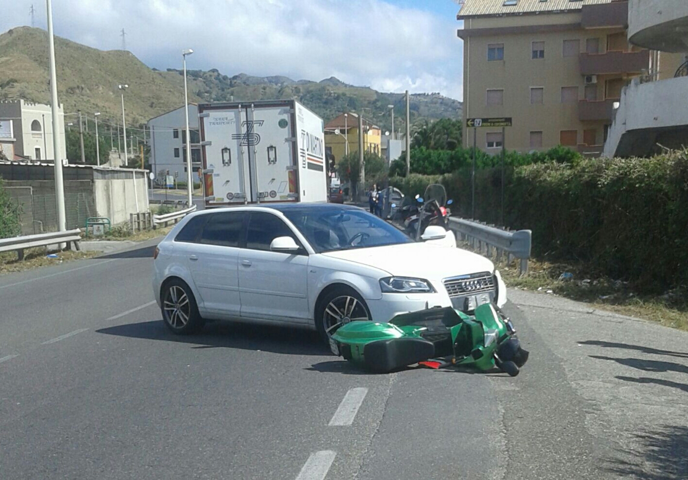 Scontro auto-scooter, un ferito a Santa Margherita