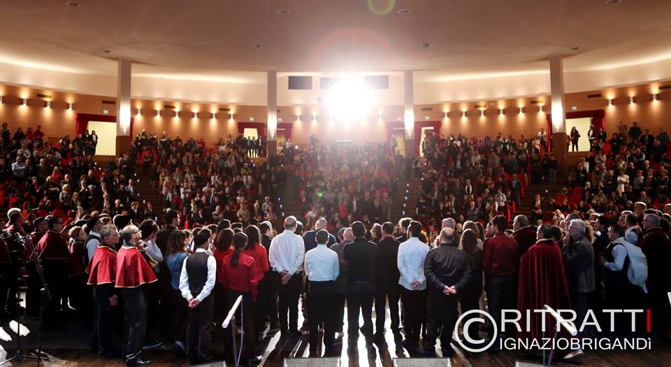 Ferve l'attesa per il gran finale di stagione al Teatro Mandanici