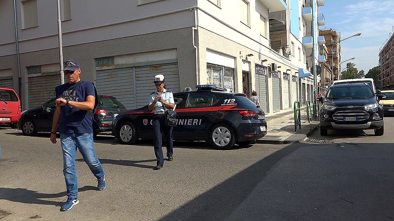 Donna scippata a Provinciale, malvivente braccato dai carabinieri