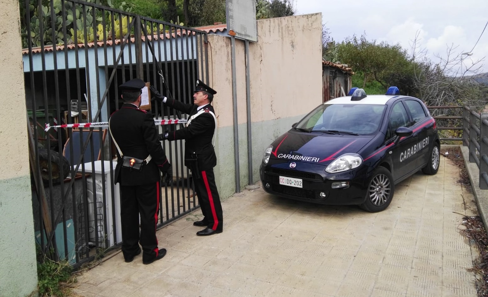 Sequestrato sito di stoccaggio rifiuti, 3 avvisi di garanzia a Monforte San Giorgio