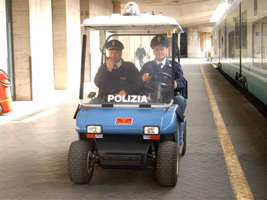 Scippatore arrestato da un poliziotto libero dal servizio