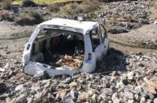 Discarica abusiva nel torrente Larderia, trovata anche una carcassa d'auto