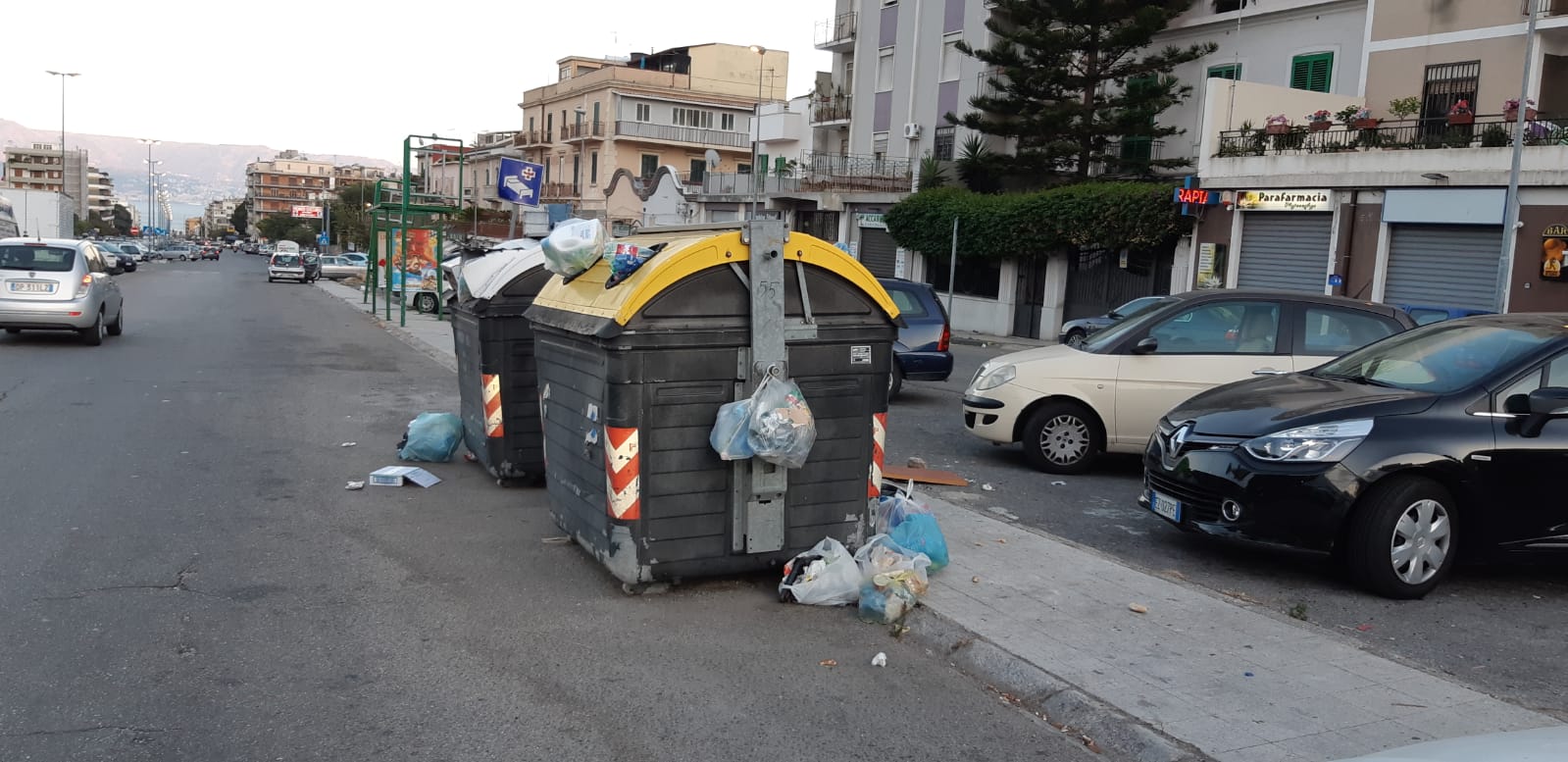 Contenitori della differenziata strapieni: Gioveni scrive all'Amministrazione comunale