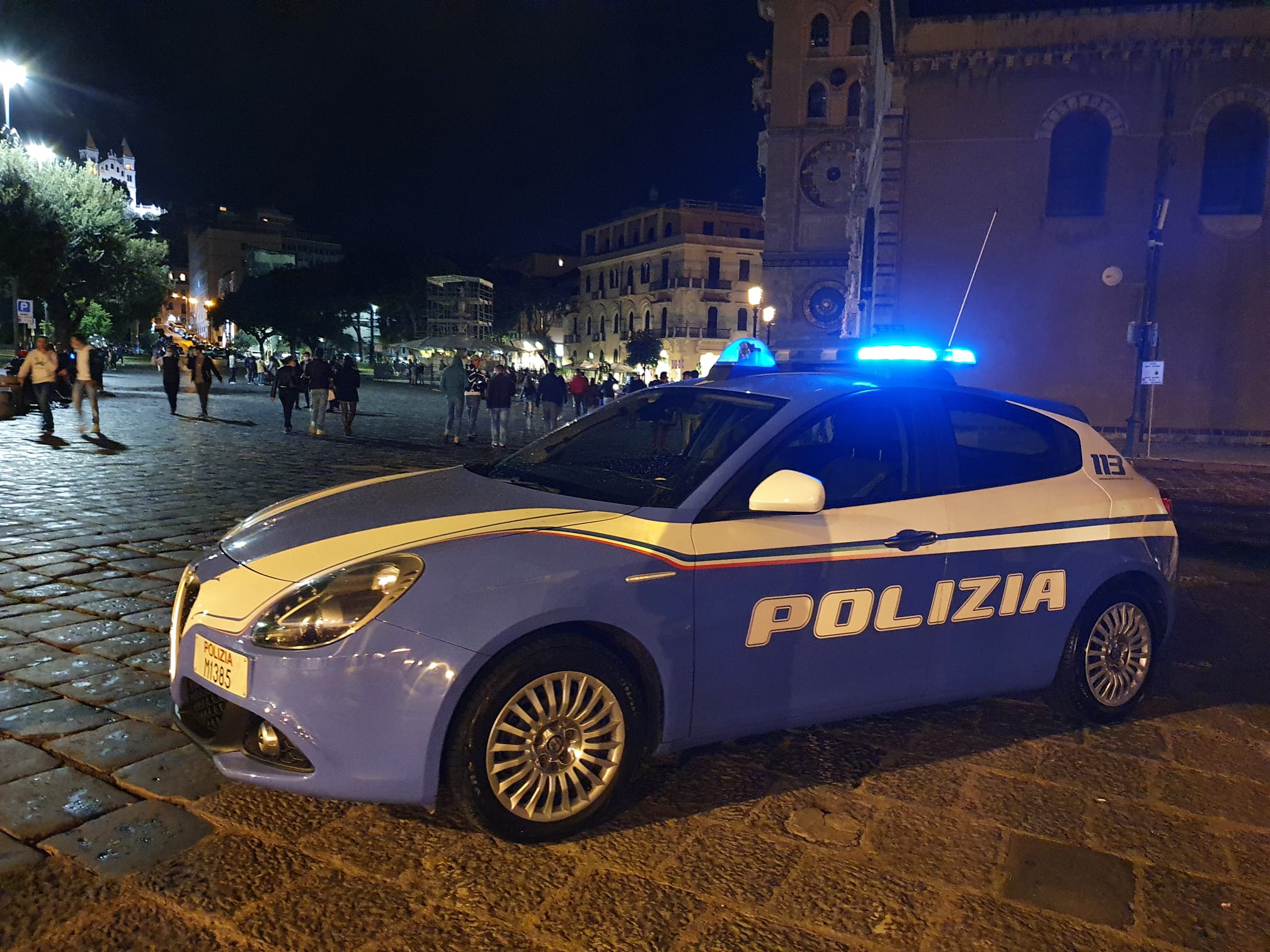 Malamovida, un ferito dopo sparatoria dietro il Duomo