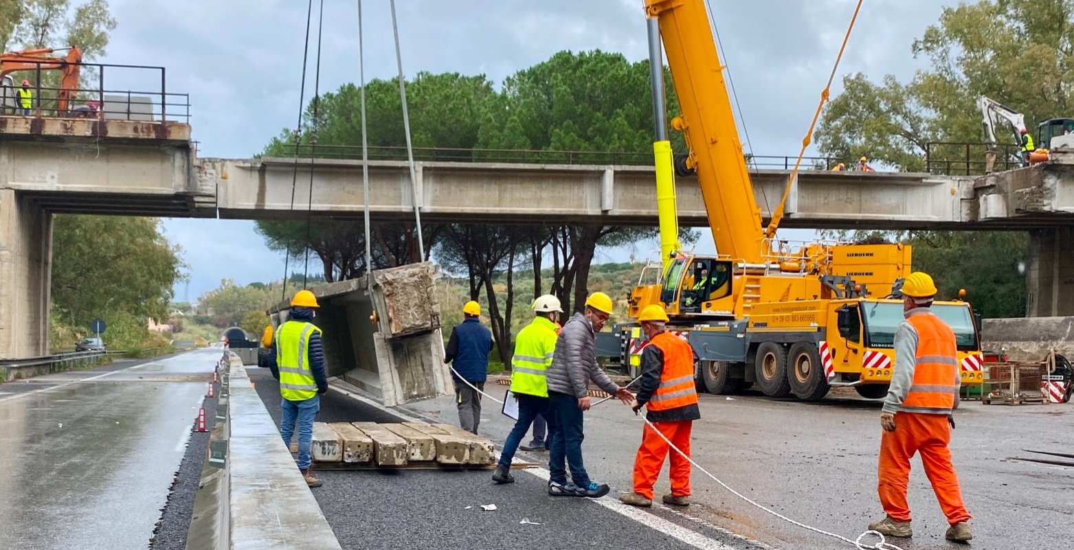 A20, cavalcavia tornano al Cas: disposto il dissequestro