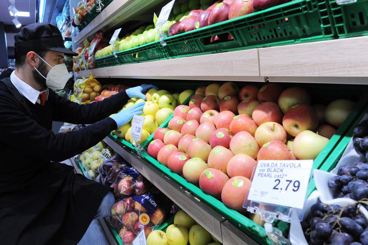 A gennaio in netto calo le vendite al dettaglio