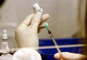 Vaccini, record di 347.279 somministrazioni in Italia