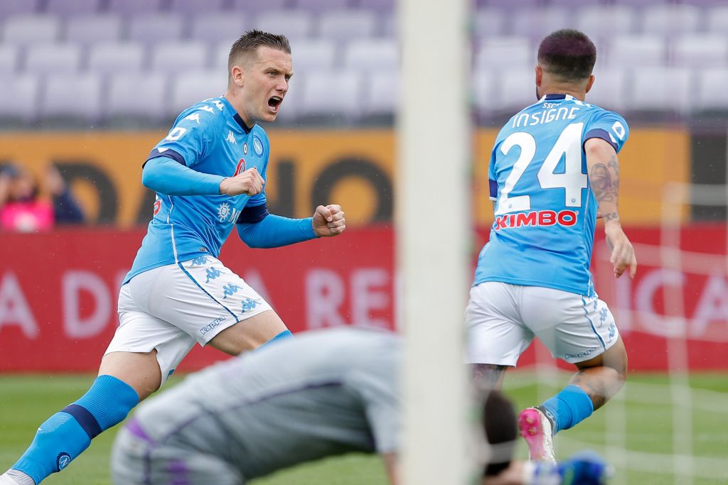 Il Napoli vince 2-0 a Firenze, Champions più vicina