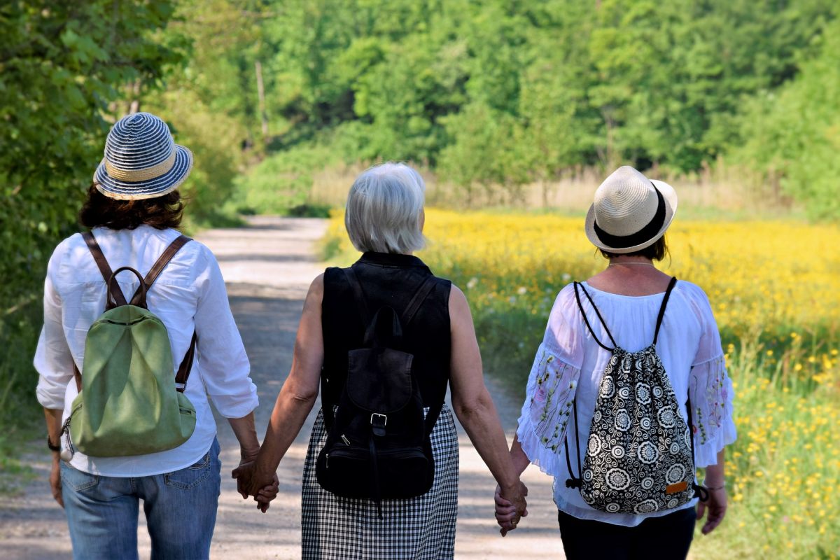 Donne in menopausa, dagli esperti un programma alimentare