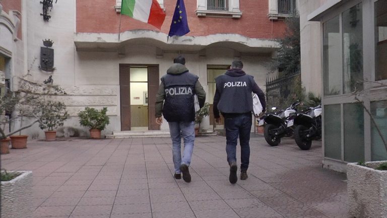 Stupefacenti, tre arresti per detenzione e traffico di sostanze