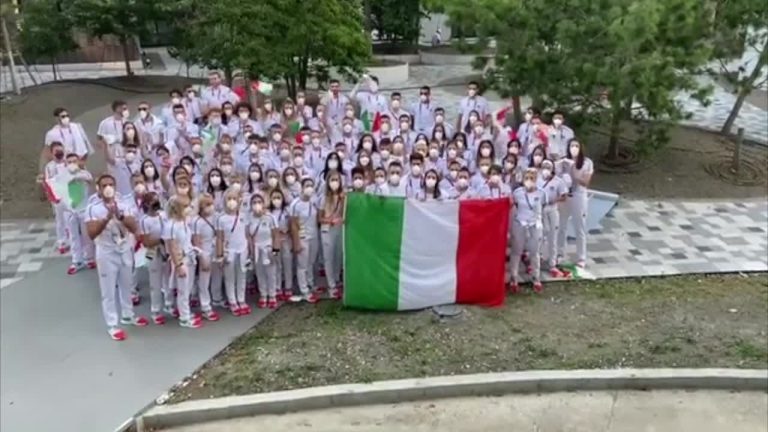 “Tanti auguri Presidente”, videomessaggio dell’Italia Team per il compleanno di Mattarella