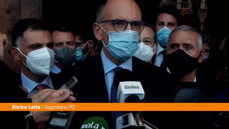 Letta apre la pre Agorà del Pd a Palermo