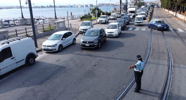 Controesodo, Code E Tensione: Botte A Vigile - Messina Oggi