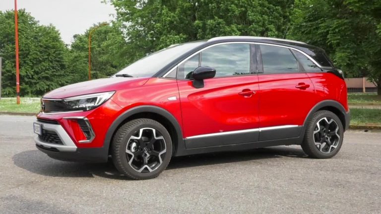 Opel Crossland, compattezza e versatilità