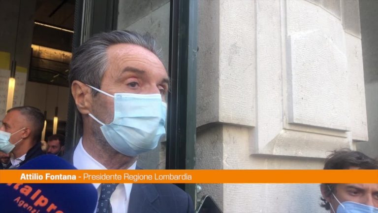 Fontana: “Green Pass? Difendo con vigore la vaccinazione”