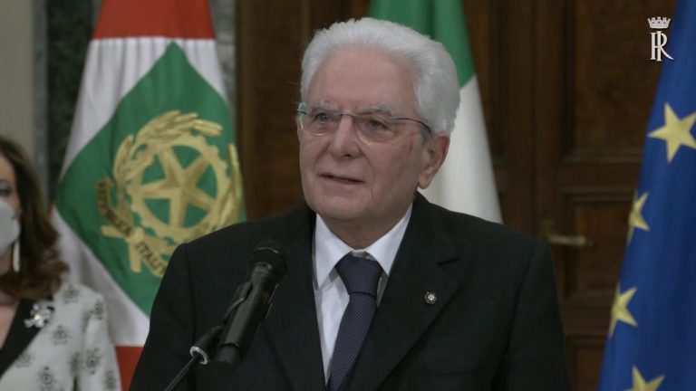 Mattarella dopo la rielezione “Non mi sottraggo ai miei doveri”