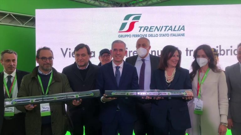 A Palermo arriva il Blues, primo treno ibrido di Trenitalia