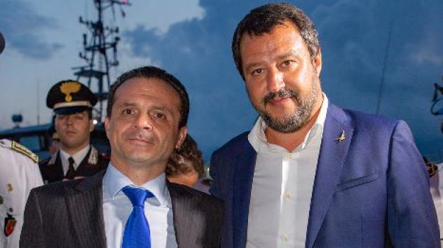 Ponte. Gli strali di De Luca: “Salvini rapina la Sicilia, Schifani si dimetta”