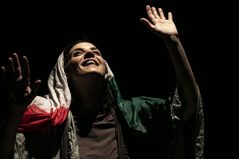 Al Teatro dei 3 Mestieri in scena “Sindrome Italia o delle vite sospese”