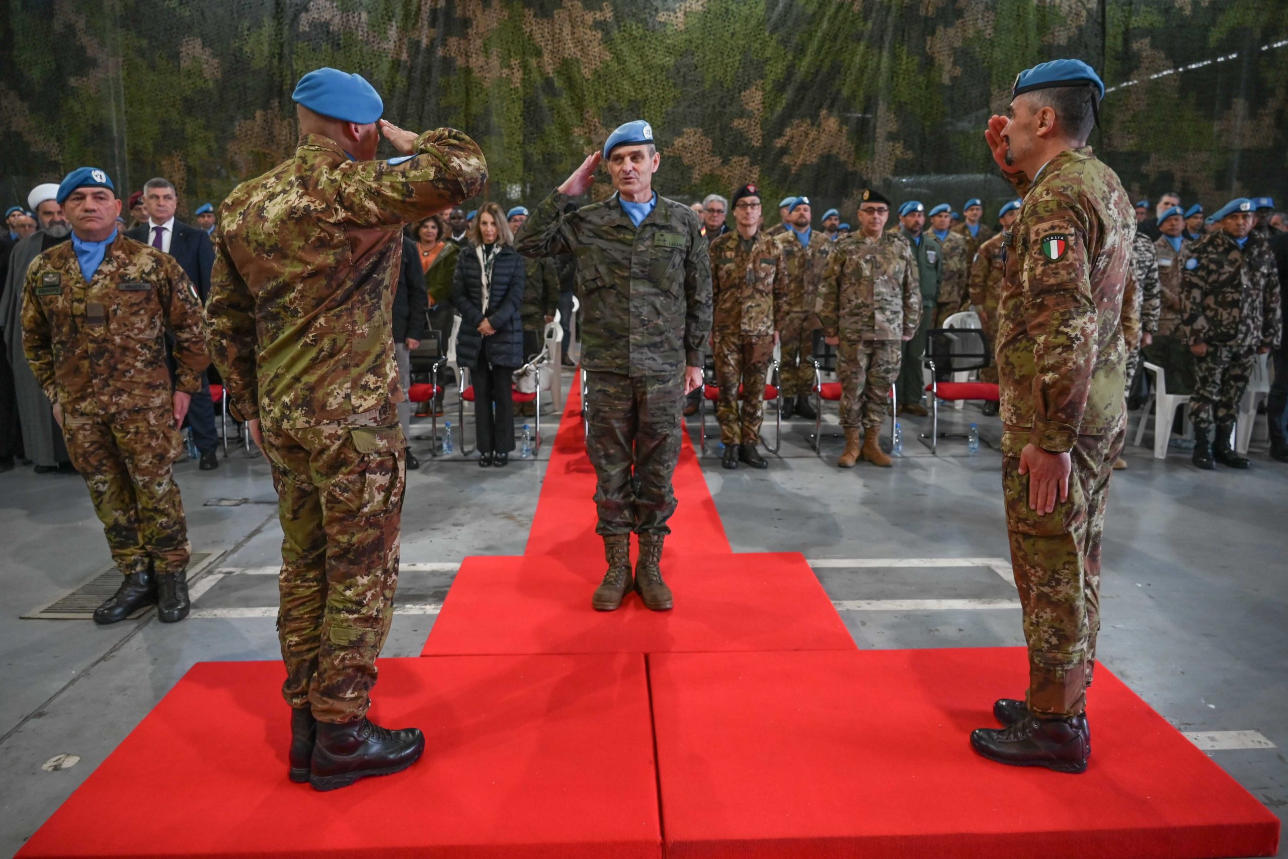 Cambio in Libano, la Brigata Aosta cede consegne alla Folgore