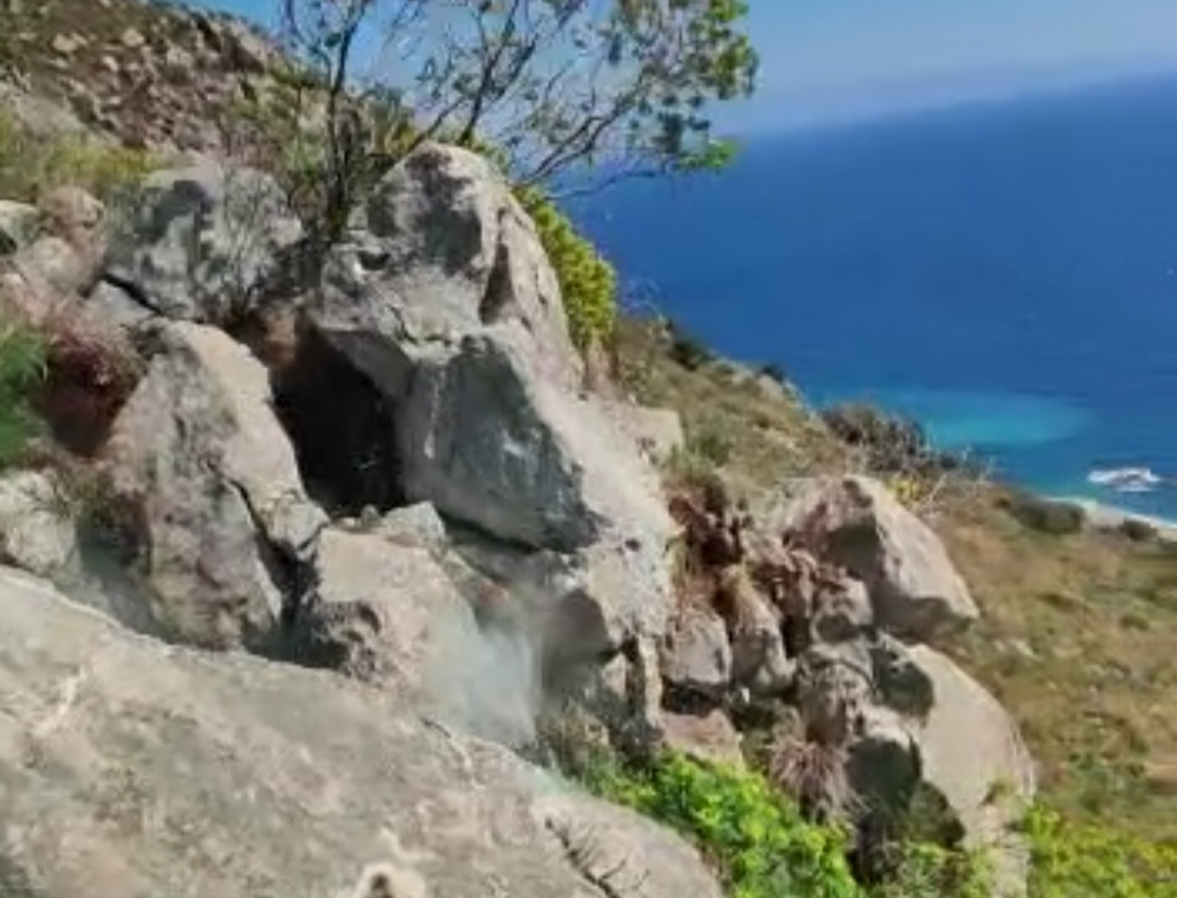 Taormina, messa in sicurezza del costone roccioso