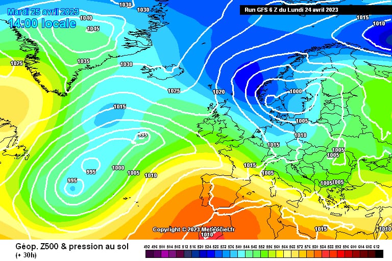 Meteo, tempo instabile il 25 aprile e il 1° maggio