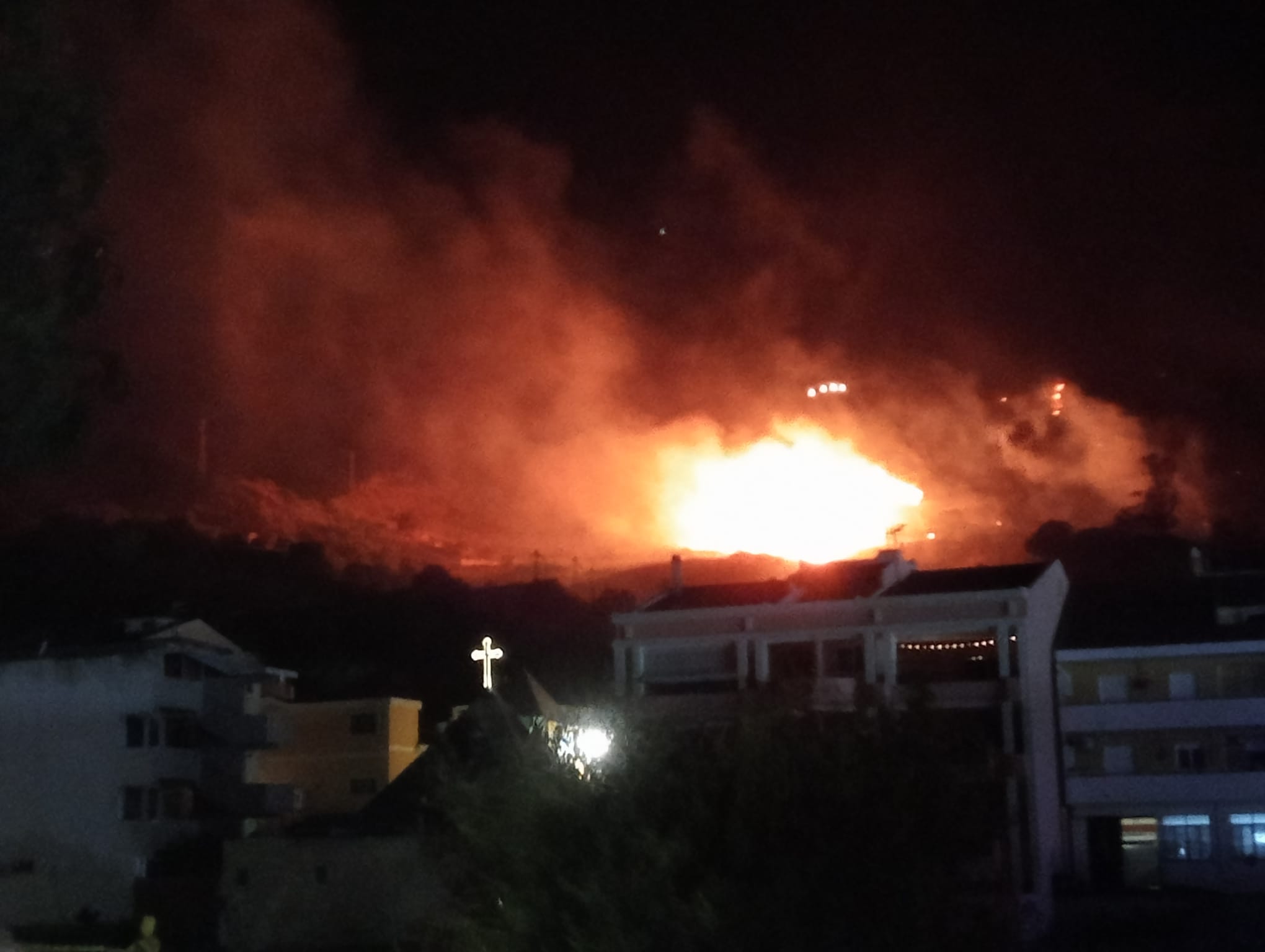 Incendi a Santa Margherita, Santo Stefano e Pezzolo