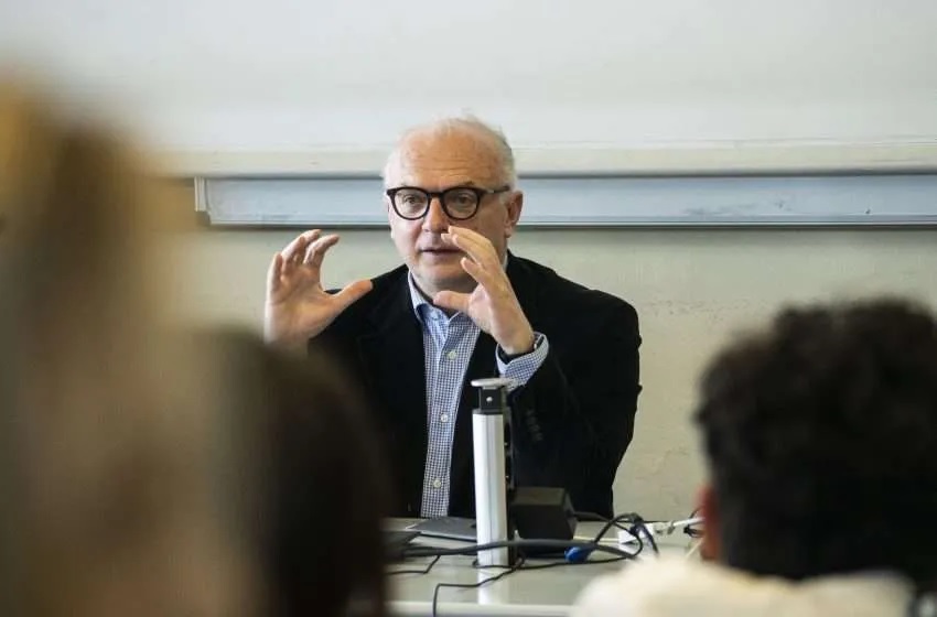 Elezioni rettore, Limosani: “Allineare voti studenti allo Statuto e dare il diritto di voto al personale EP”