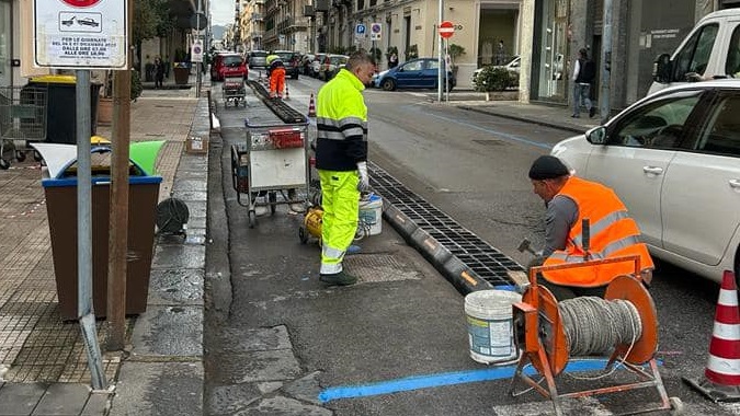 Installati sensori di parcheggio su pista ciclabile: Basile sbotta