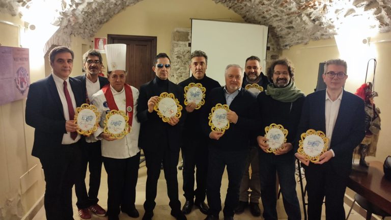 A Taormina il premio “Ago D’Oro” festeggia trent’anni