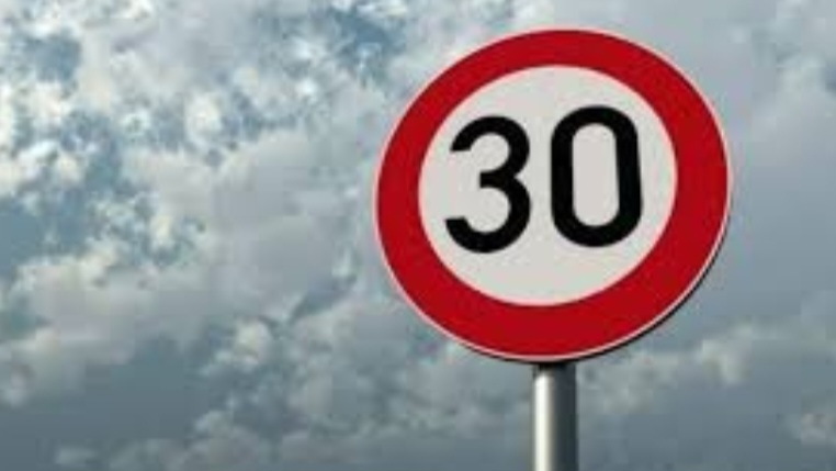 Limite di 30 km/h sulla complanare a Pace