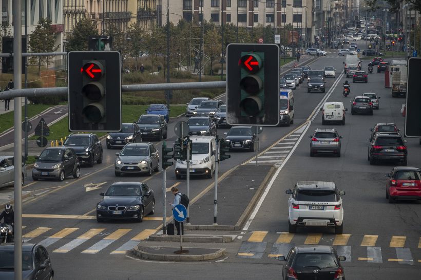 A febbraio immatricolazioni auto in crescita