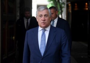 Ucraina, Tajani “Pace non è utopia, ok tavolo ma con due forze in equilibrio”