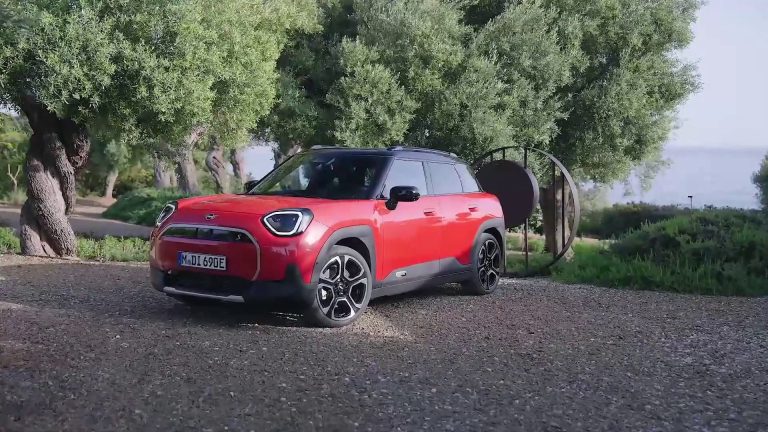 Aceman, il crossover di Mini 100% elettrico