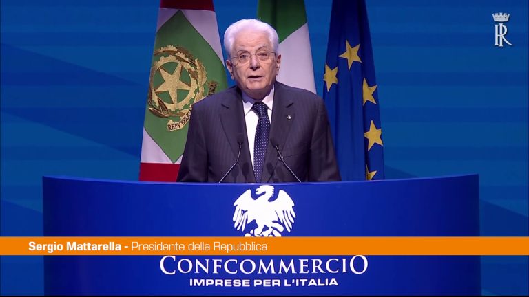 Mattarella “Negozi aperti in pandemia presidio resilienza collettiva”