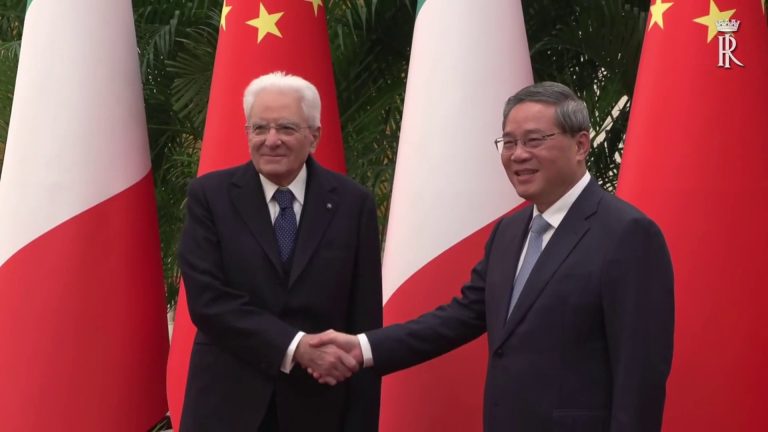 Mattarella “Riequilibrare i rapporti commerciali con la Cina”