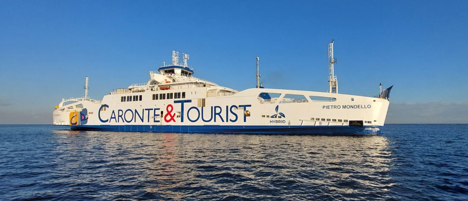 Marittimi C&T in cassa integrazione, allarme della Uil