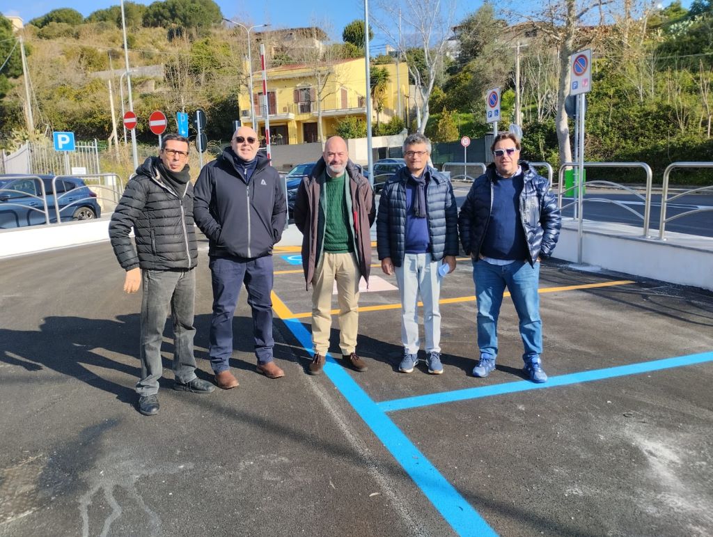 Consegnato oggi il parcheggio di interscambio a raso “San Licandro”